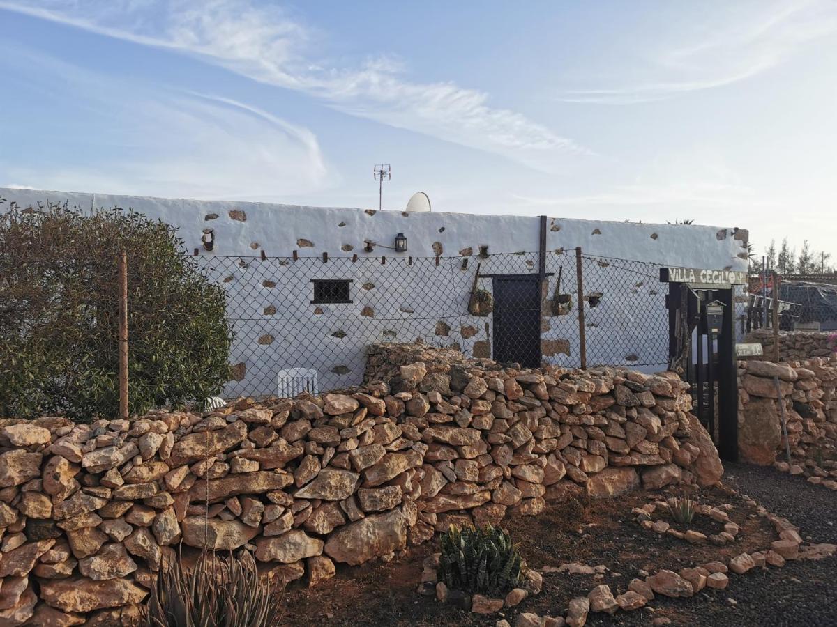 Villa Cecilio Tefía Eksteriør billede